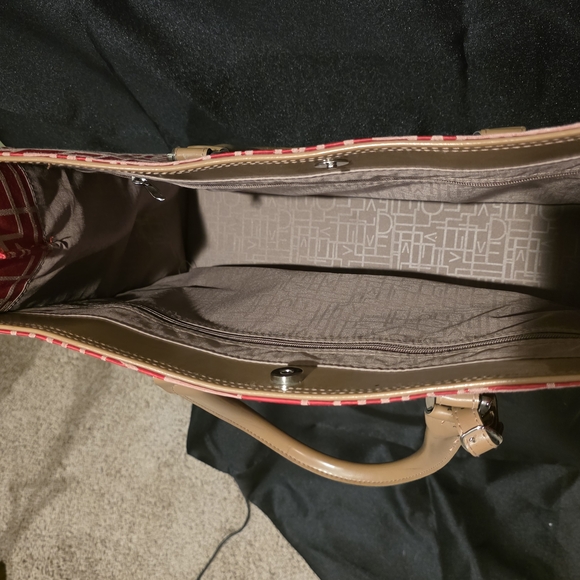 Diane Von Furstenberg Red Logo Jacquard Tote with Tan Trim - Picture 4 of 6